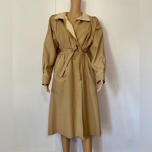 Vintage J.gallery trench coat.